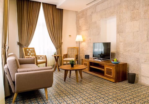 Magnolia Apartment 2