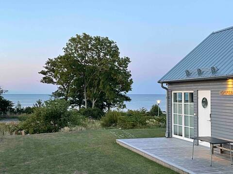 Sea location in Baskemölla. Entire home.