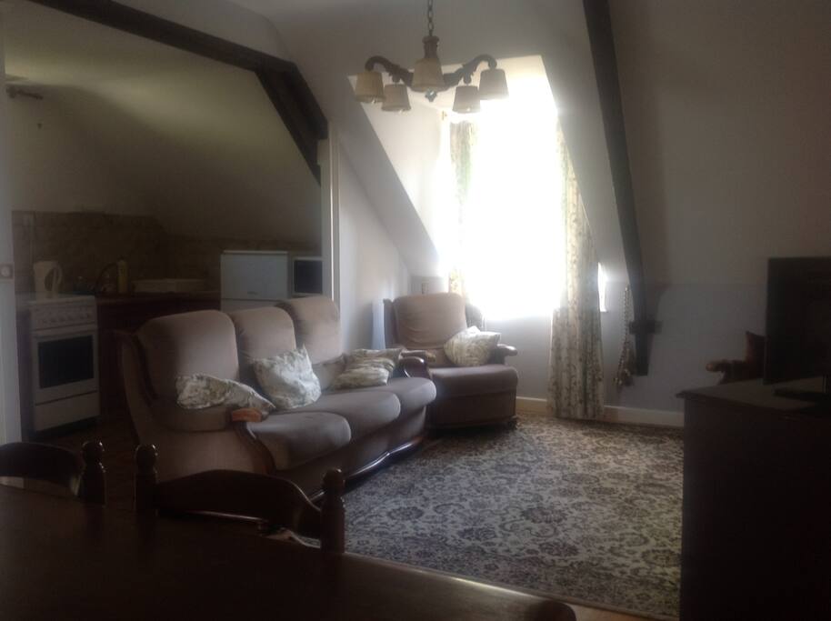 Lounge / kitchen