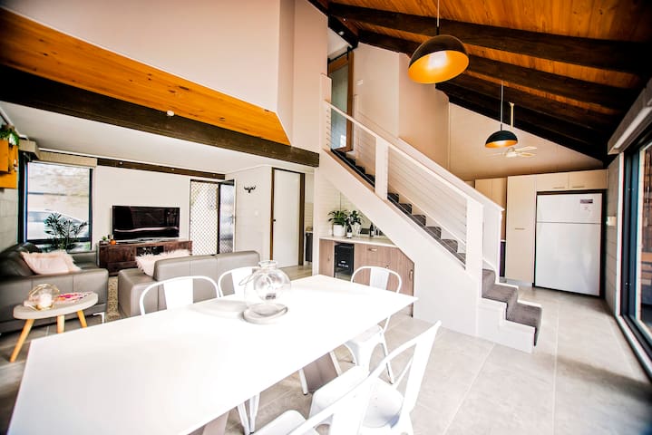 Airbnb Deniliquin Vacation Rentals Places To Stay New