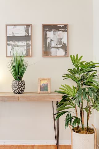 Peaceful Los Feliz Home Near Griffith Observatory