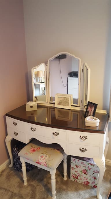 Dressing table in Private room