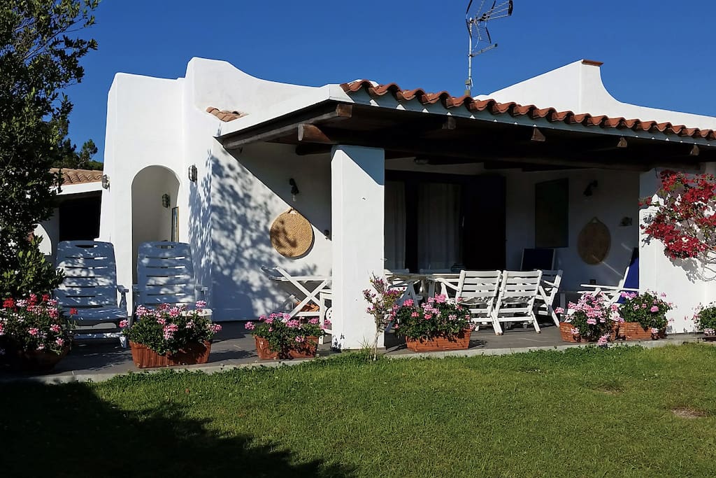 La veranda verso la piscina