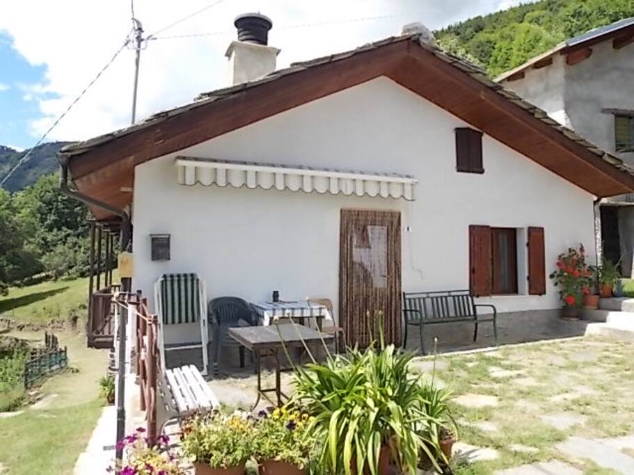 La casa con l'area esterna