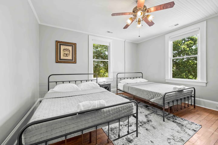 غرفة النوم 2