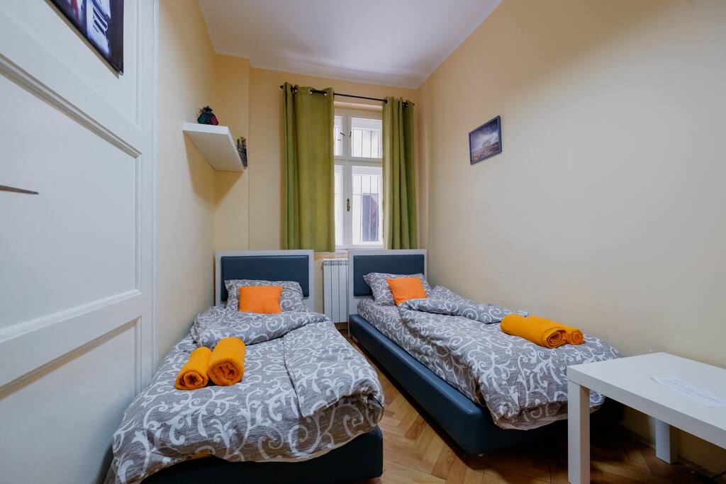 Room No 1 , DOUBLE BED version
