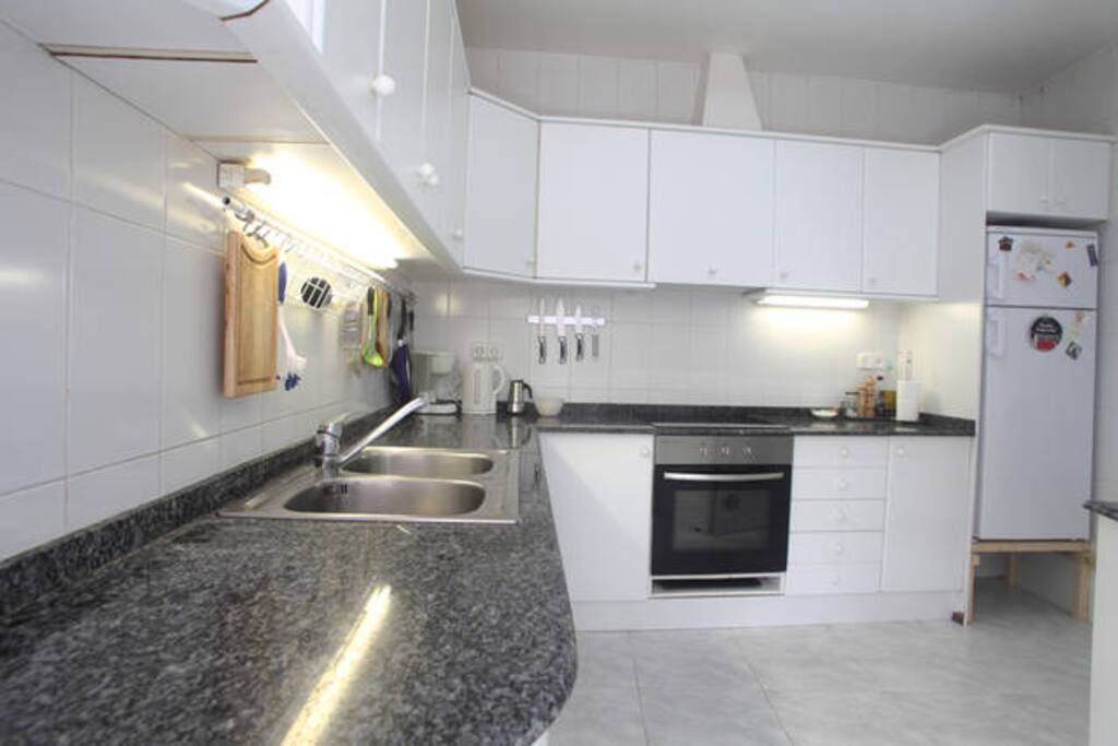 Shared full equipped kitchen