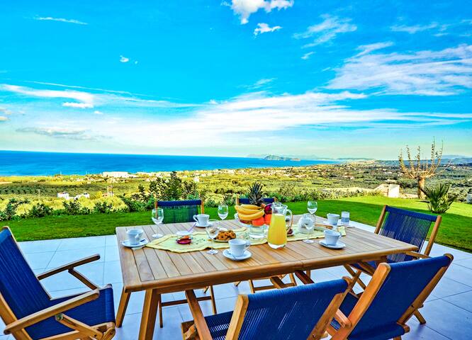 Lux Villa 107 with Private Pool & Panoramic View gallery image 4