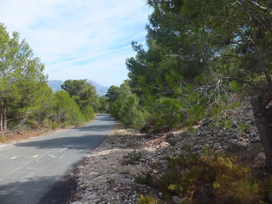 Xorret de Cati - local cycling and walking routes