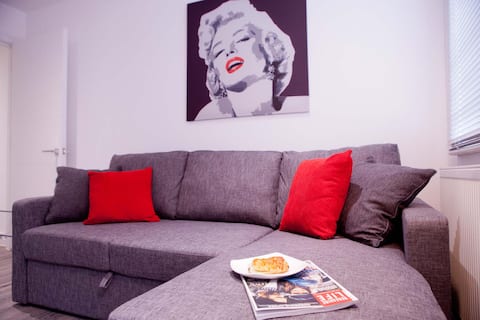 Gorgeous❤️ Central Reading ❤️ Parking