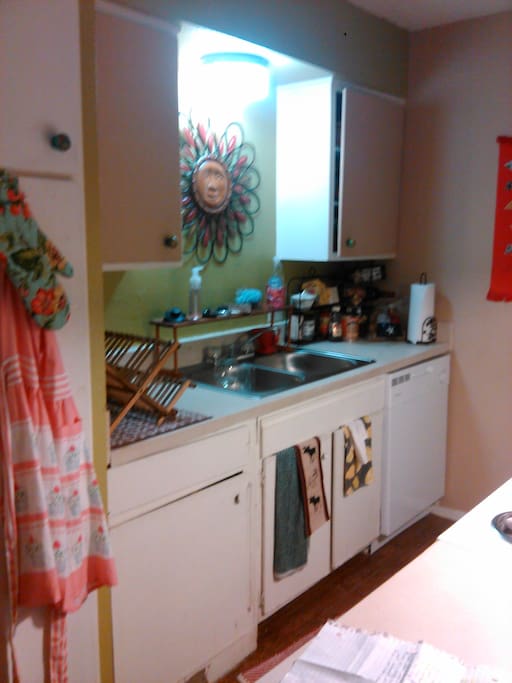 Other side of the kitchen!