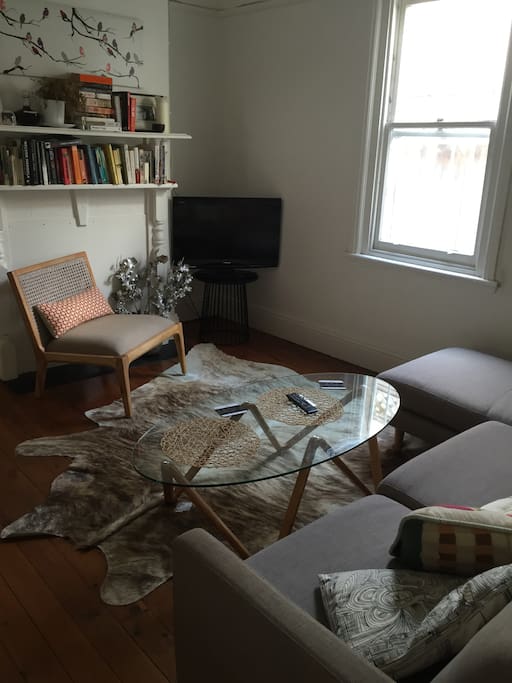Lounge room.