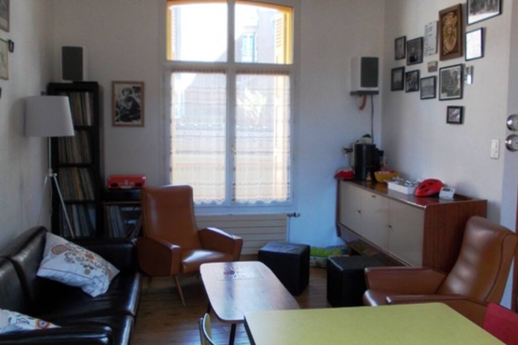 Salon au rez-de-chaussée