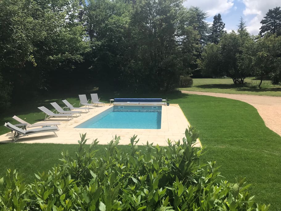 piscine vue de la terrasse