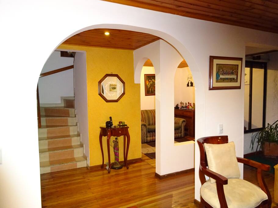 Acceso piso 1