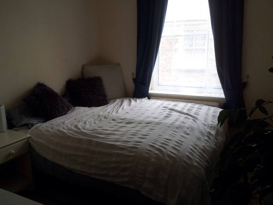 Room set up with double bed (2x single beds)