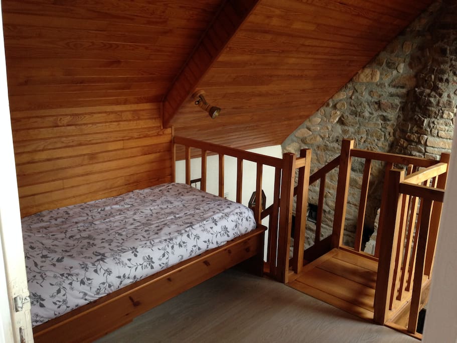 2 lits simples en mezzanine