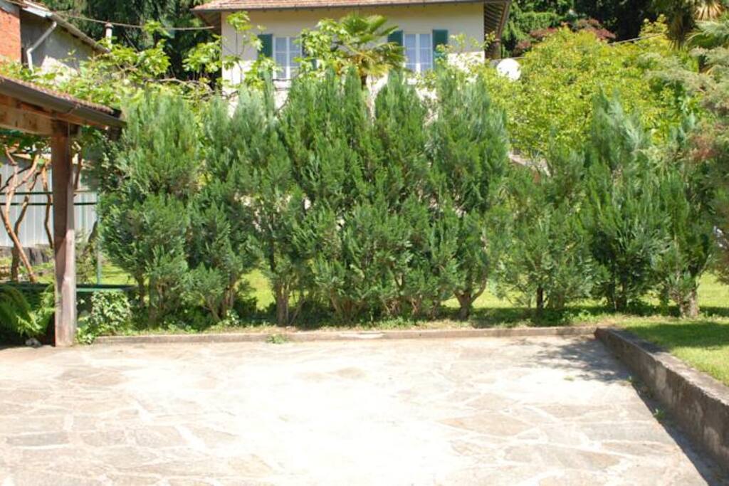 Parcheggio in giardino