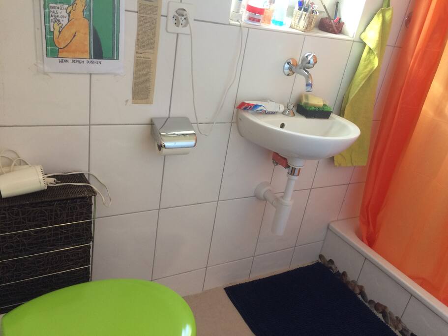 WC/Dusche zur Mitbenutzung im Treppenhaus
