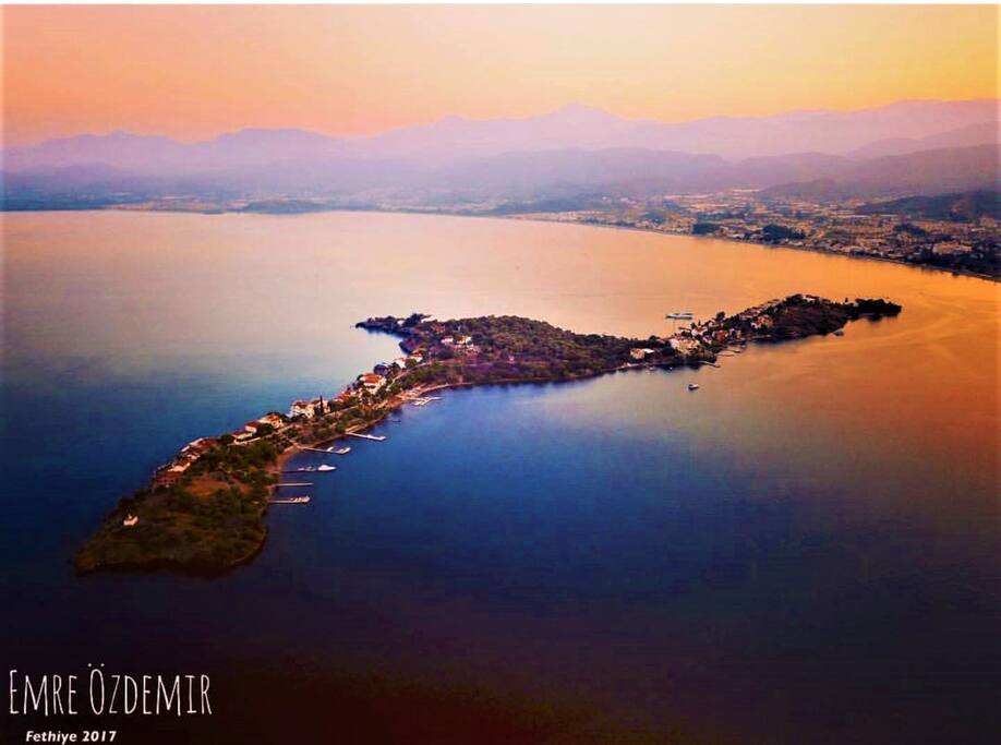 Şövalye Adasındayız