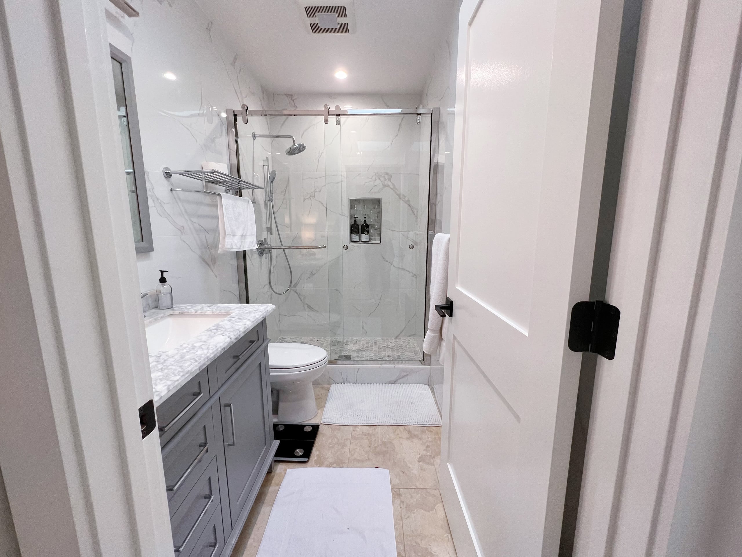 Home in San Francisco · ★4.96 · 3 bedrooms · 3 beds · 3 private baths - Image 31