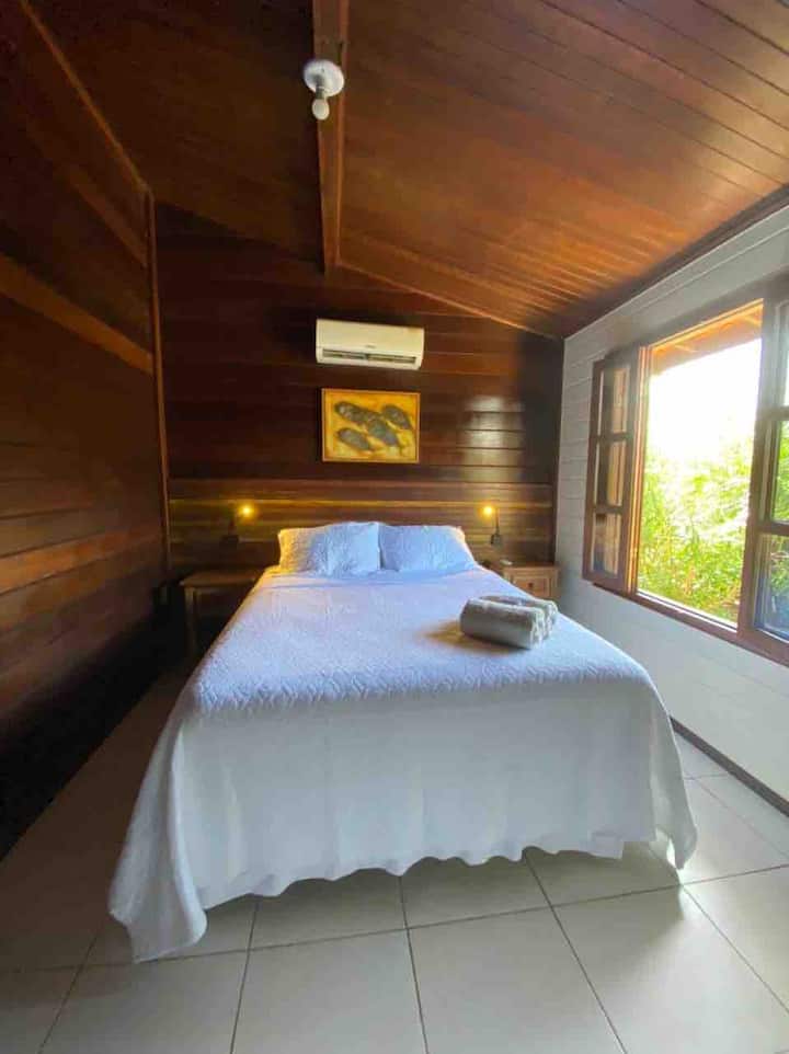 ห้องนอนคู่ + เตียงเดี่ยว 