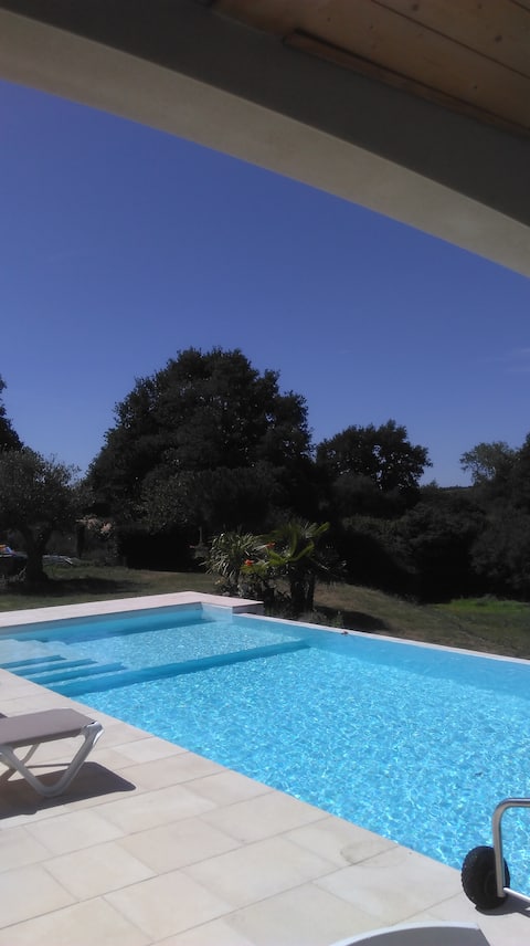 2 guest rooms 5 minutes from Puy du Fou