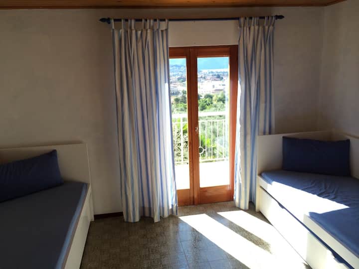 غرفة النوم 1