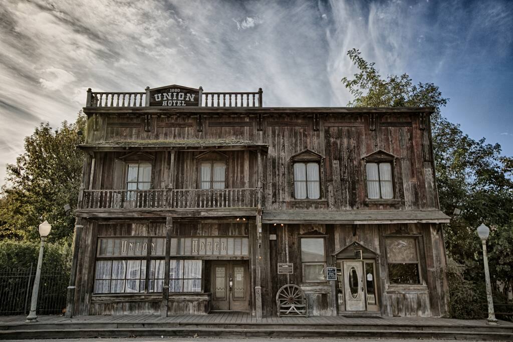 1880 Union