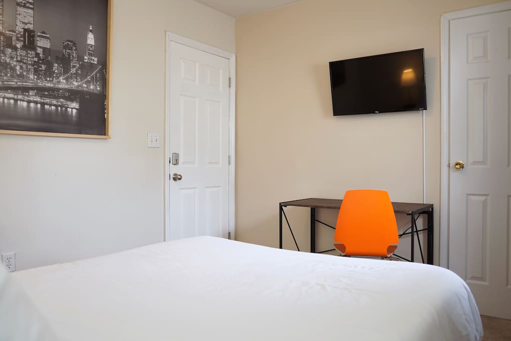 Desk and Streaming Content TV