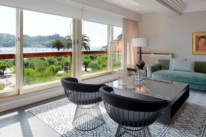 Playa de La Concha 10 by FeelFree Rentals gallery image 5