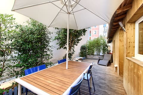 Top performing Airbnb: ARCACHON city center with terrace in Arcachon