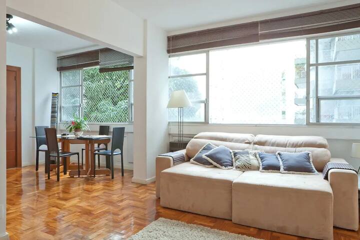 Quiet three bedrooms by lagoon