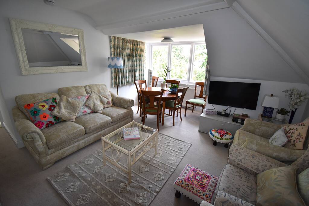 3a Living area with south facing garden view