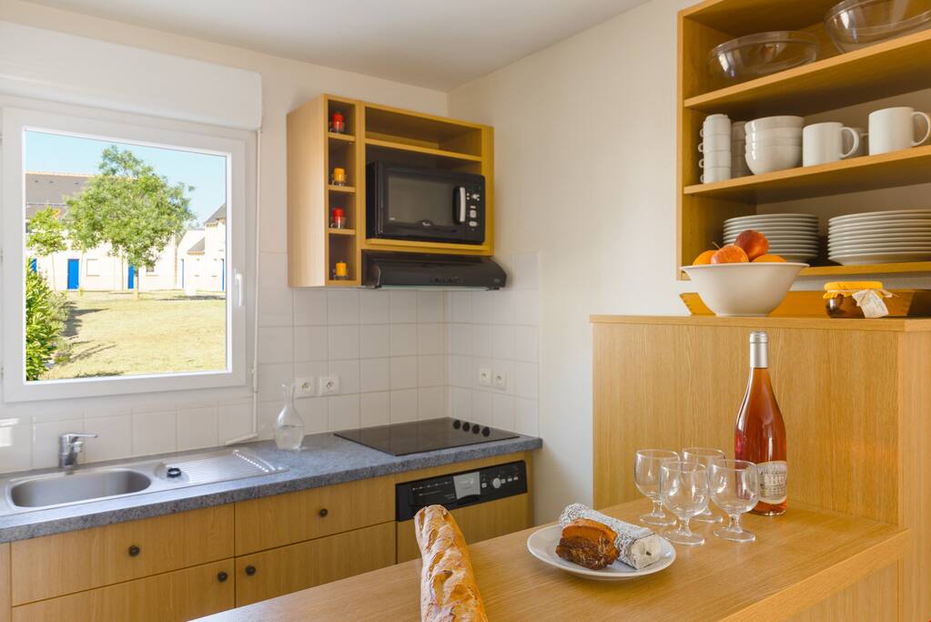 The kitchenette makes it easy to prepare simple meals and snacks for your daily adventures!