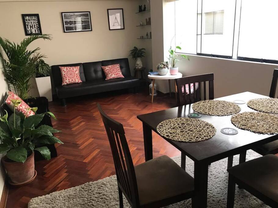 La sala y el comedor