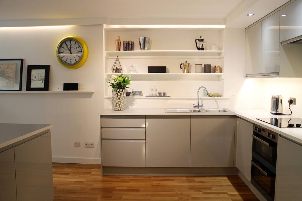 Fully equipped kitchen