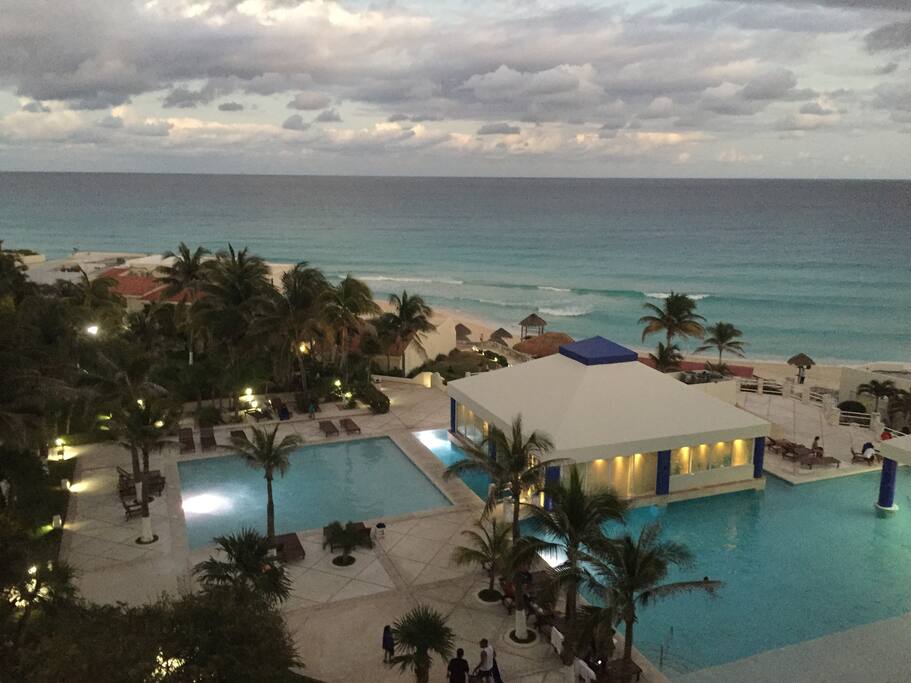 Cozy studio, access to Cancun's best beach Apartments for Rent in