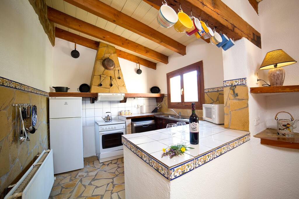 Casa Alegria, kitchen