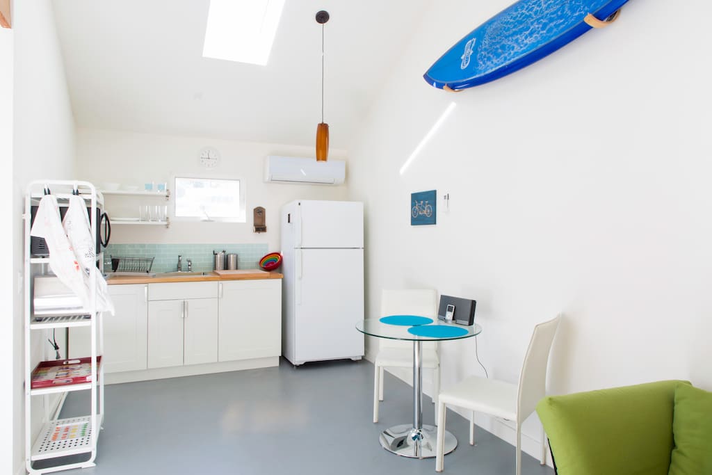Kitchen and eating area.