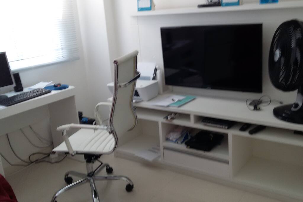 área de trabalho , suíte extra