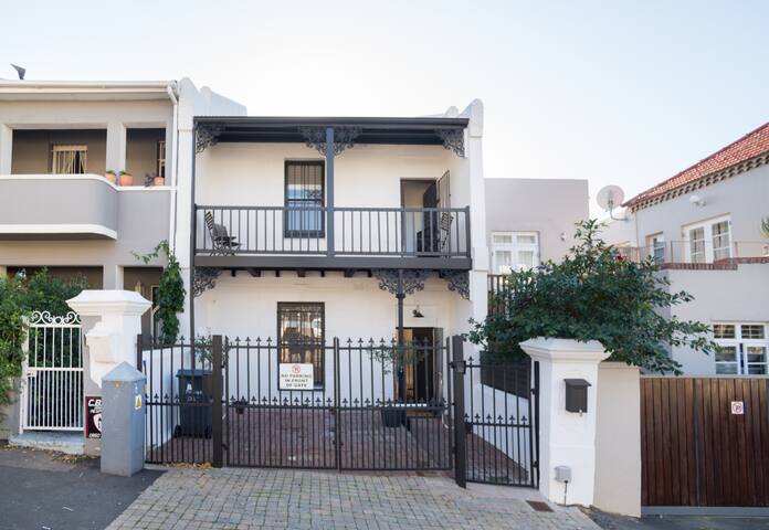 Stylish Victorian Derwent Rd Off Hip Kloof Street