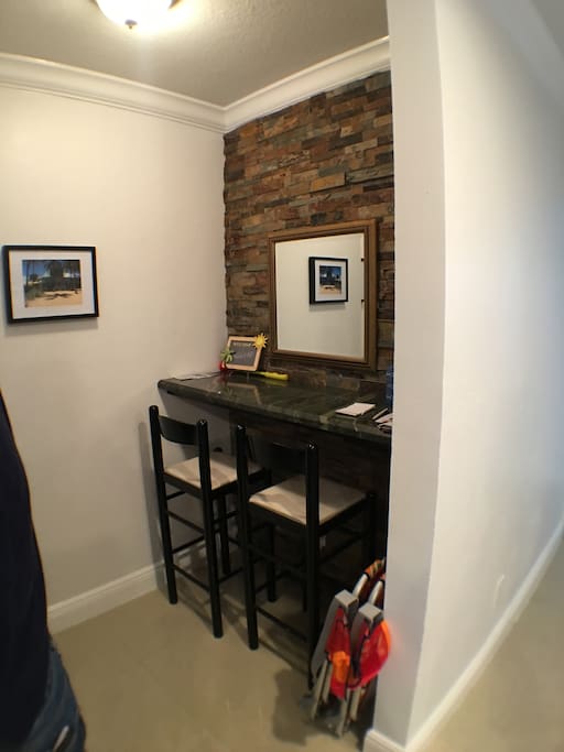 This is a great place to plug in the laptop and get organized as you make a grand entrance into your tropical suite...