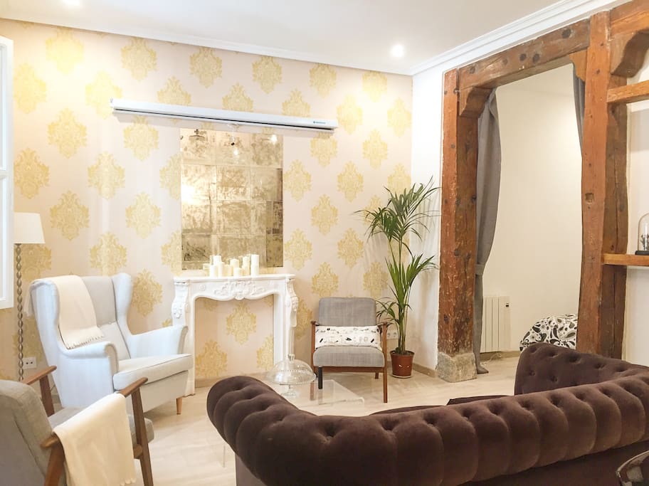 Salón-comedor/ Living-room
