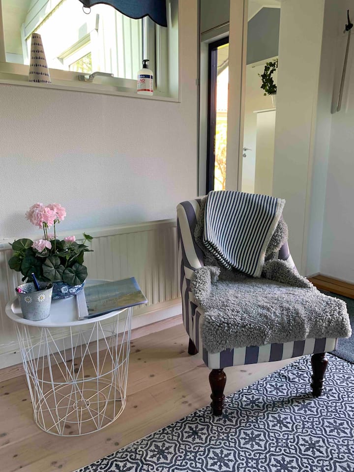 Mysig Havsnära Stuga Med Det Lilla Extra - Ängelholm