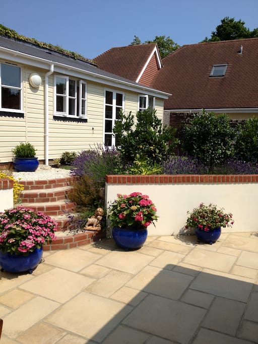 Private Lodge with garden