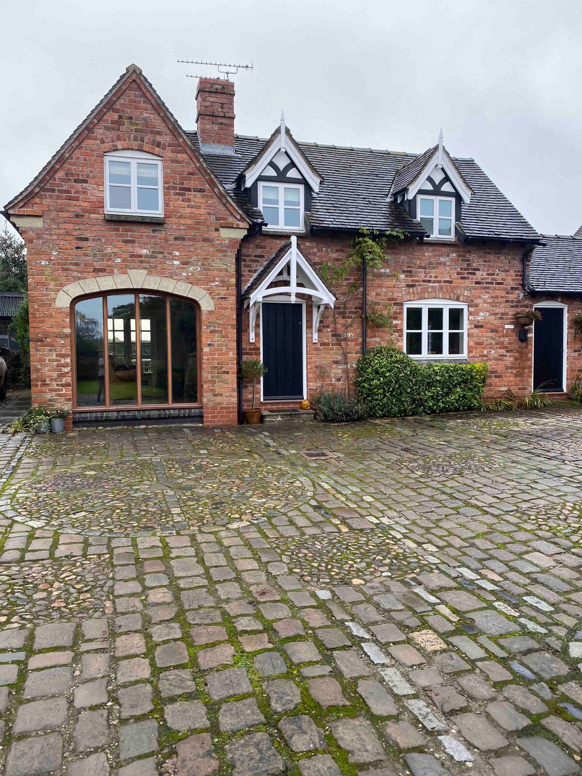 Comfy Country Cottage Cheshire Cottages for Rent in Sound Lane Sound