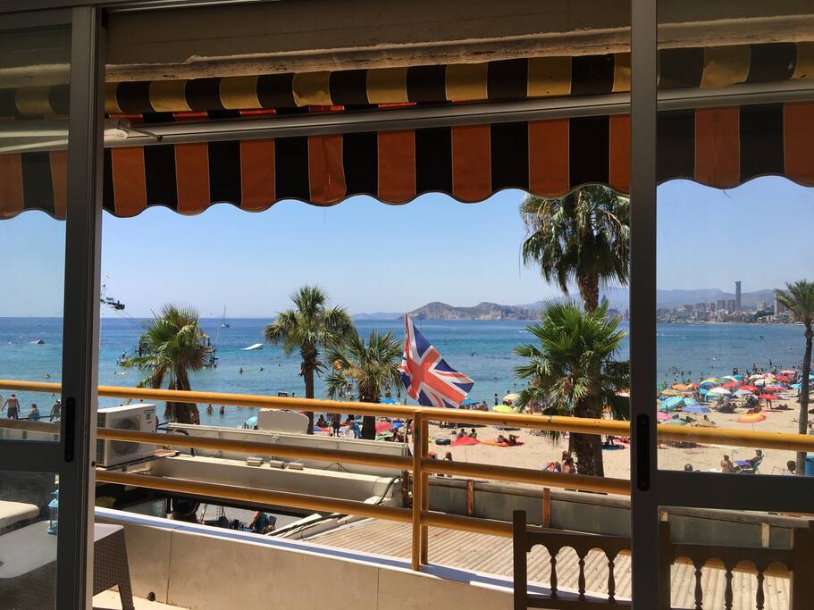 La vista de la terraza al mar