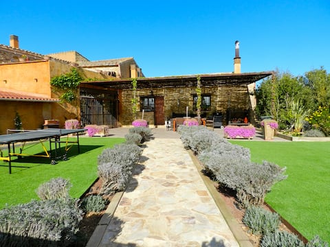 House in 17th-century Villa, countryside and sea!