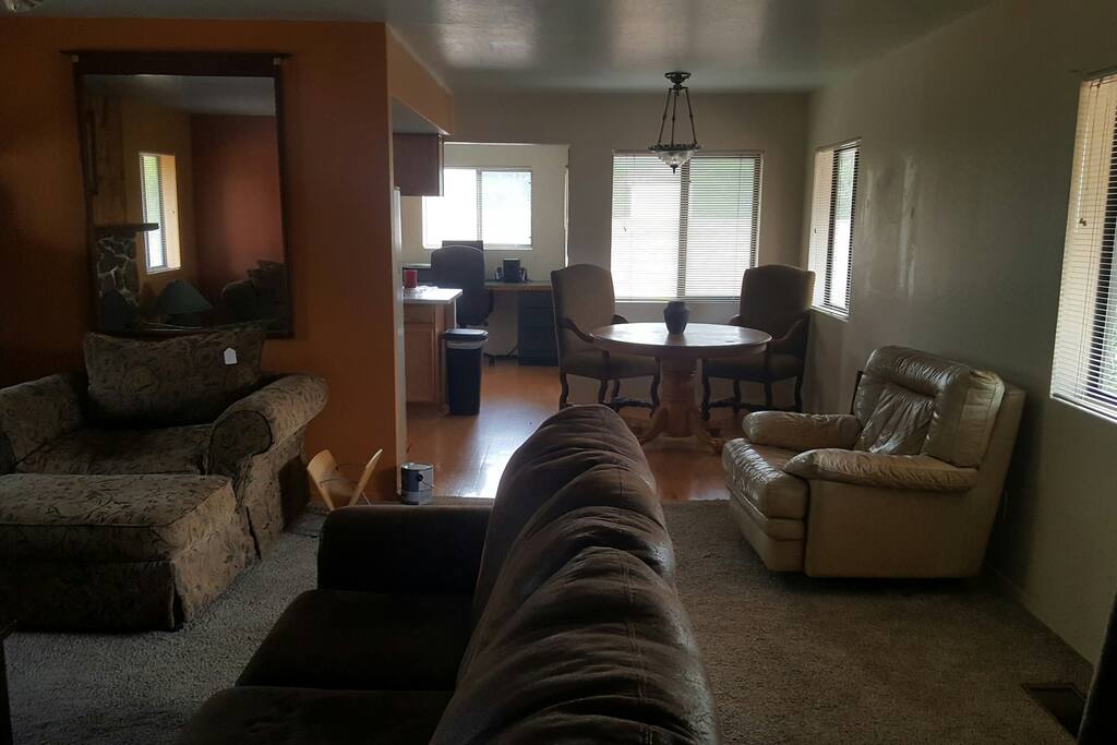 Living room looking towards dining rm